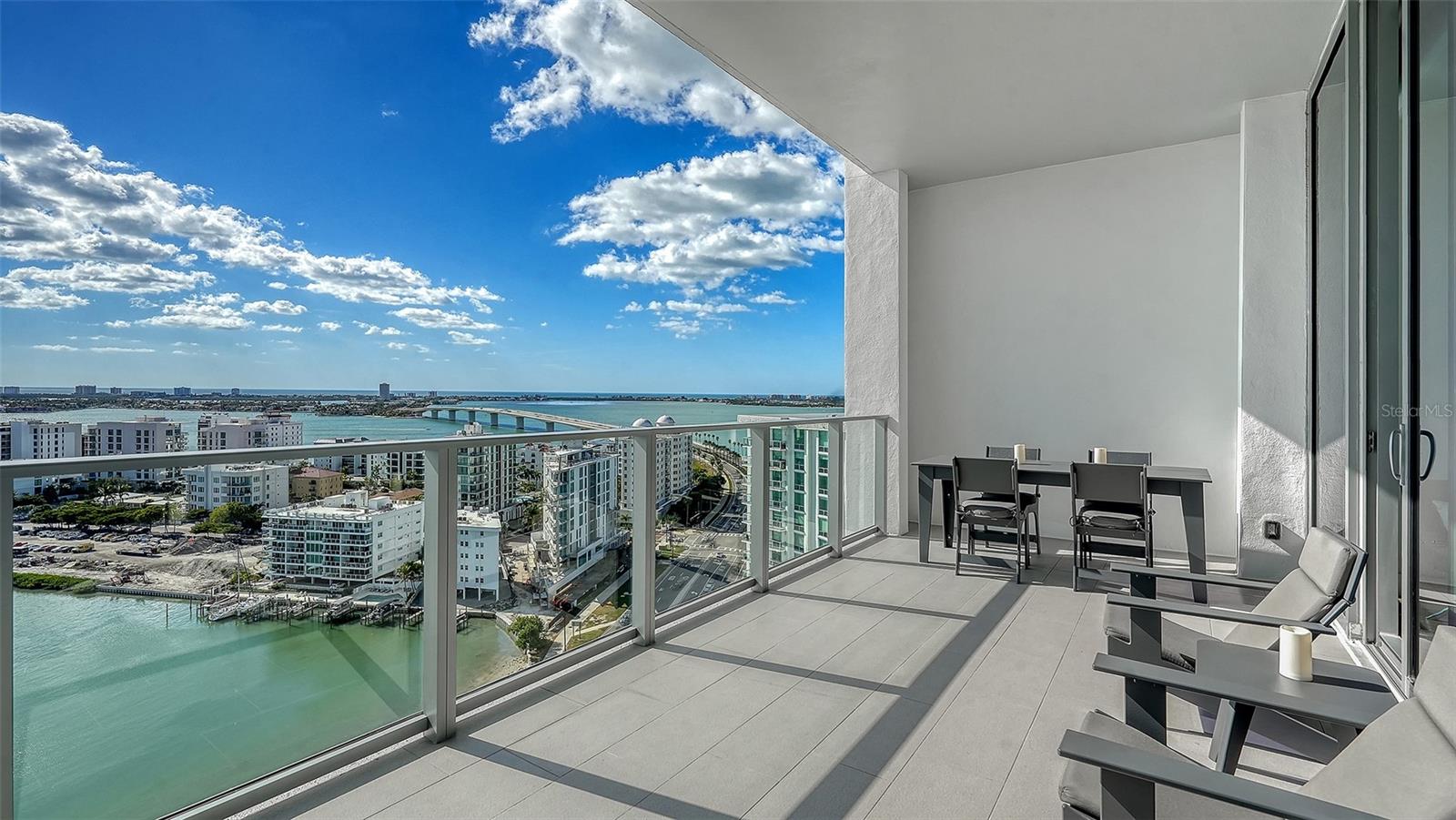 A4676211 Property Photo