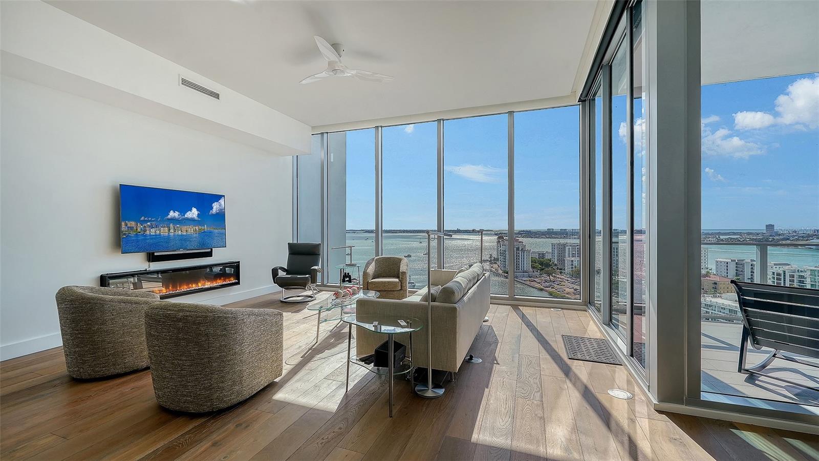 A4676211 Property Photo