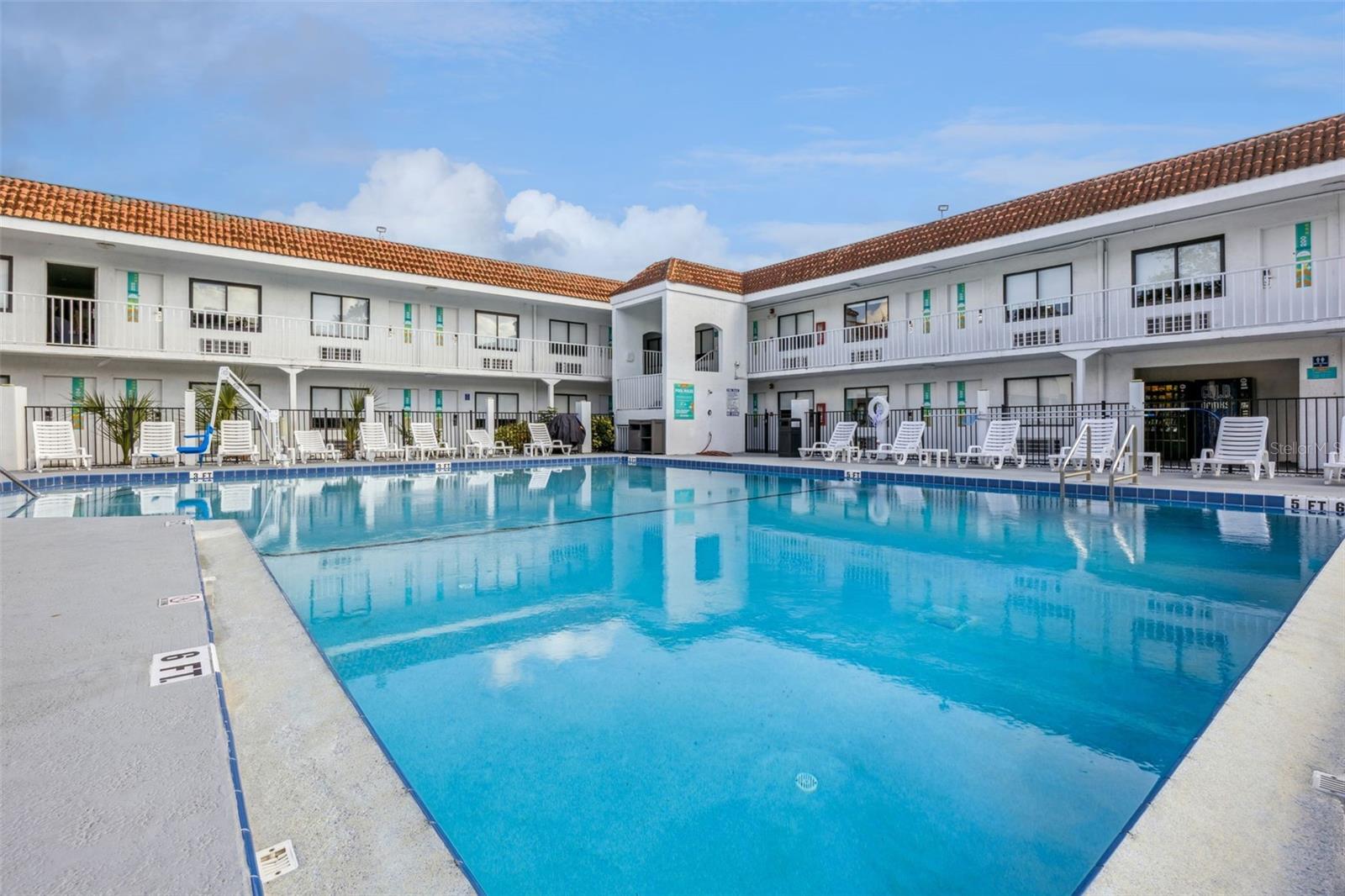 O6369526 Property Photo