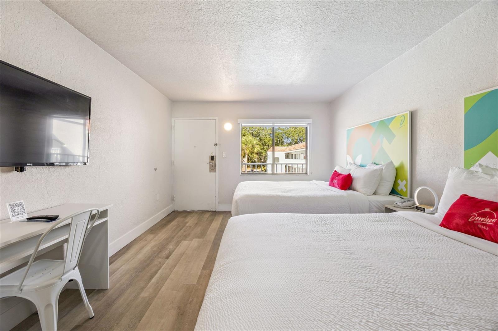 O6369528 Property Photo