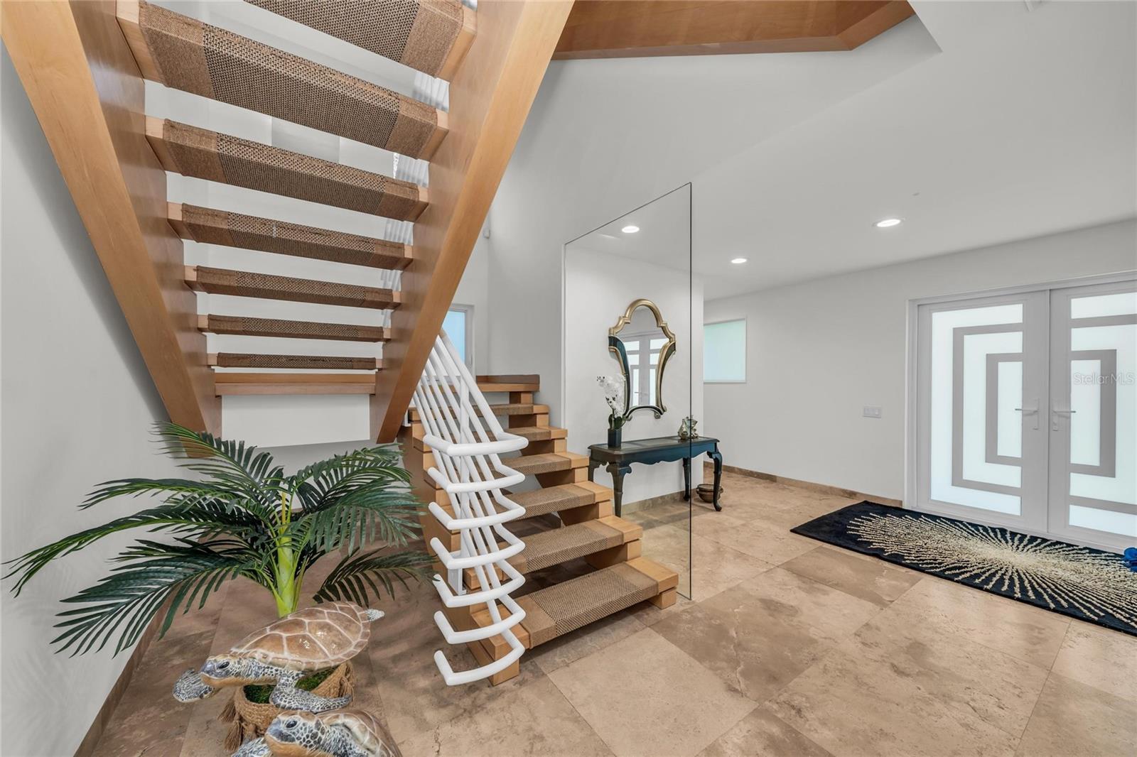 D6145314 Property Photo