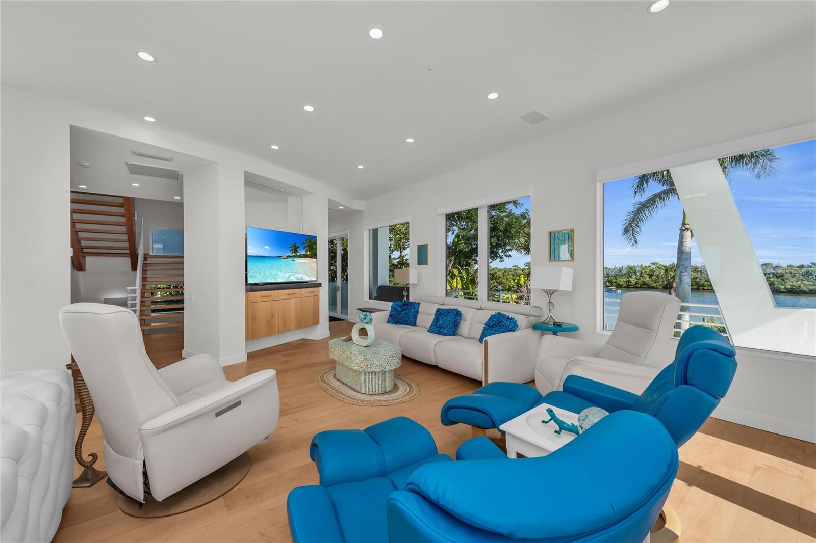 D6145314 Property Photo