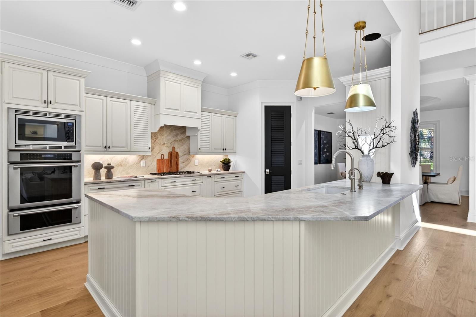 A4676231 Property Photo