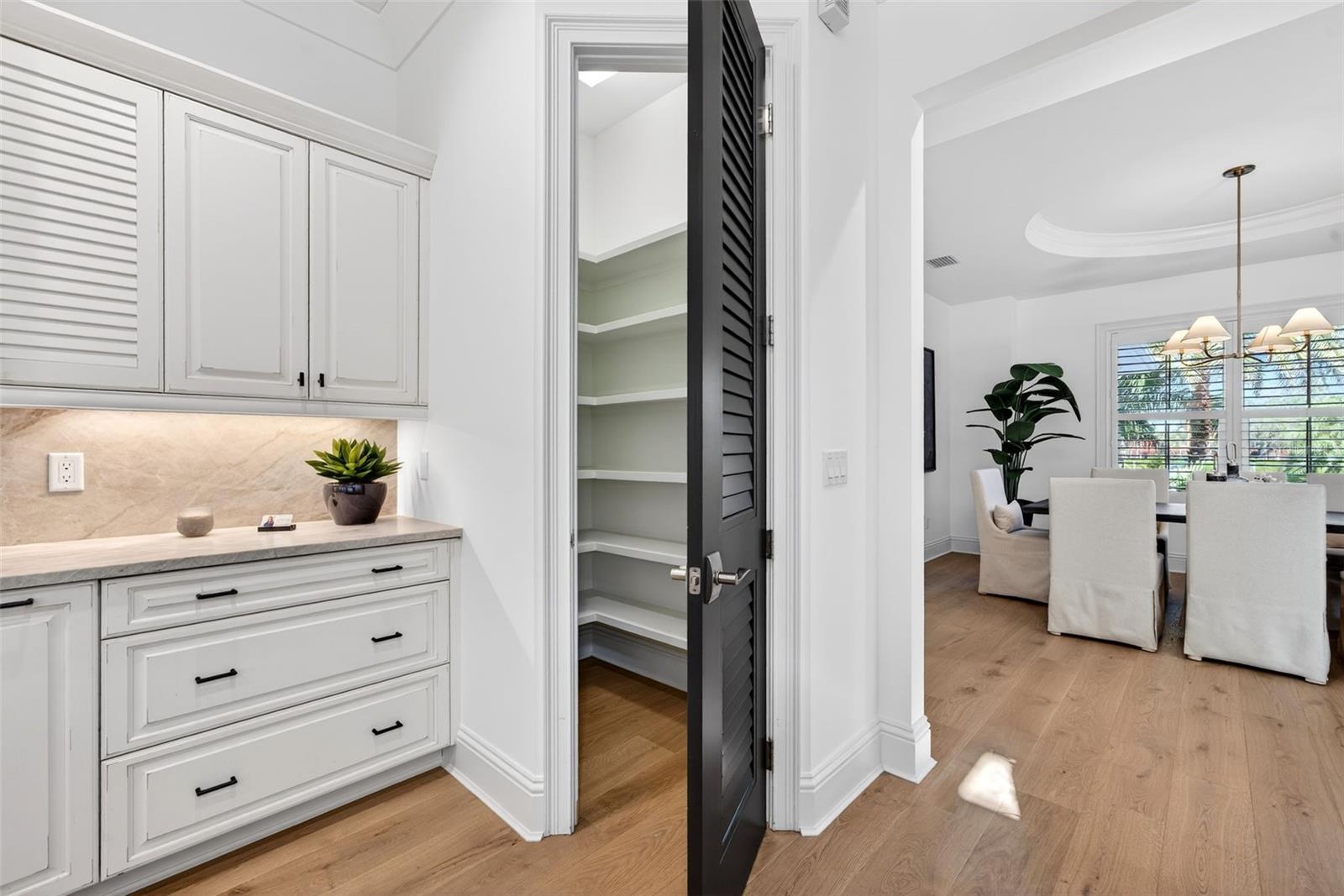 A4676231 Property Photo