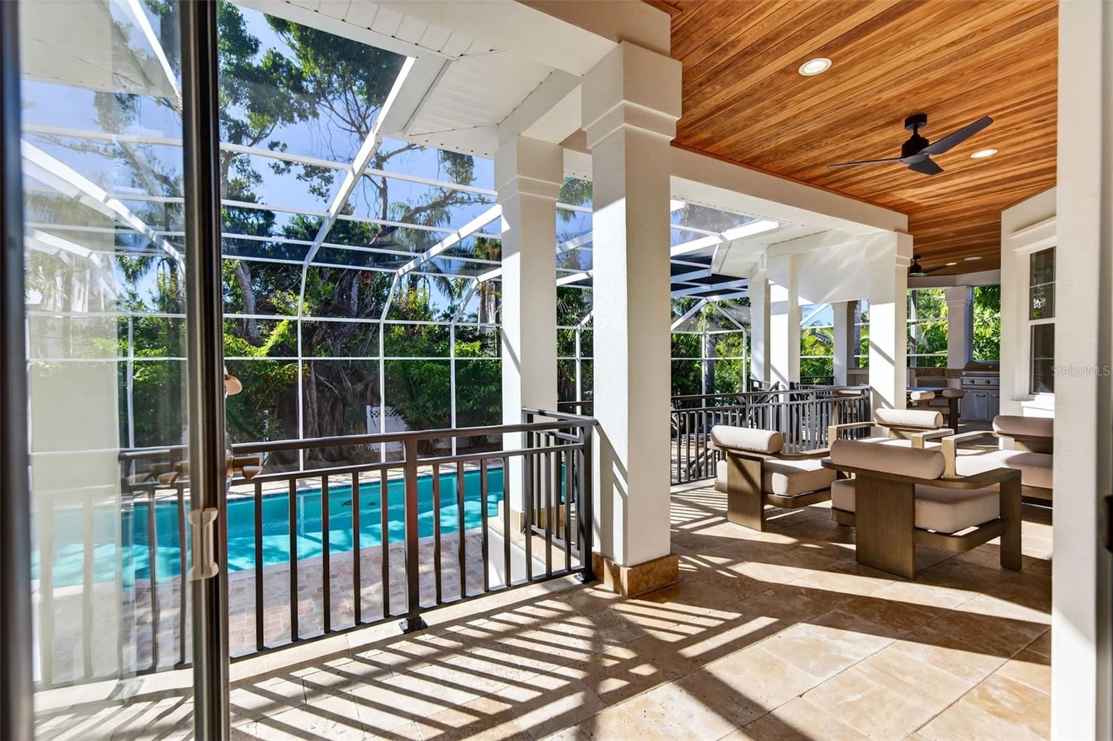 A4676231 Property Photo