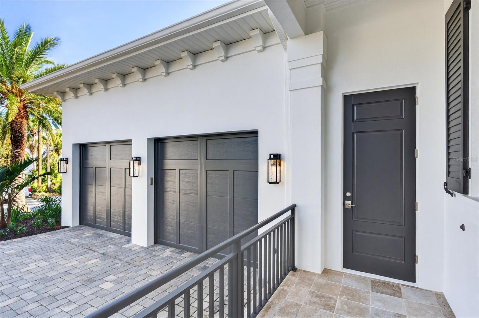 A4676231 Property Photo