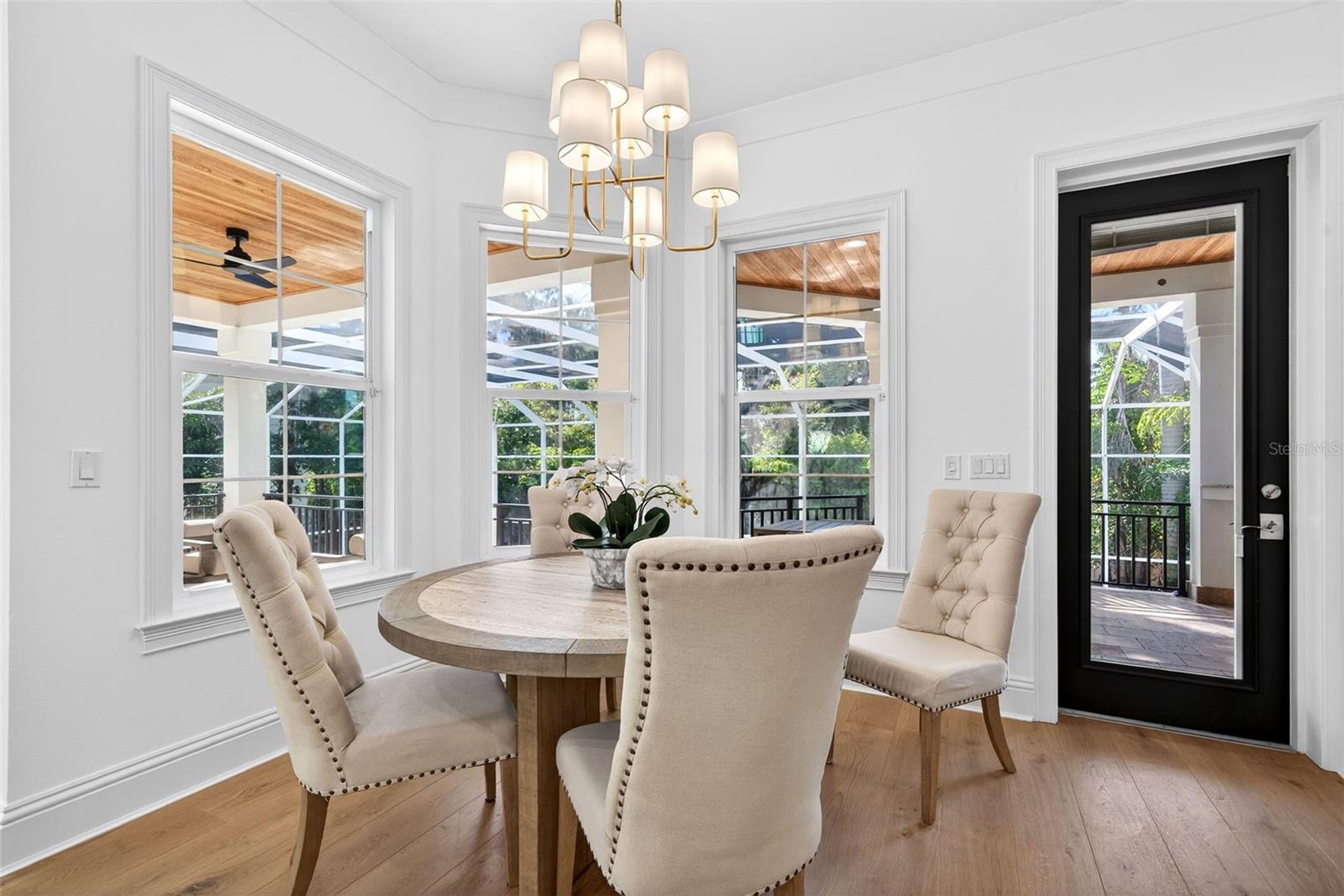 A4676231 Property Photo