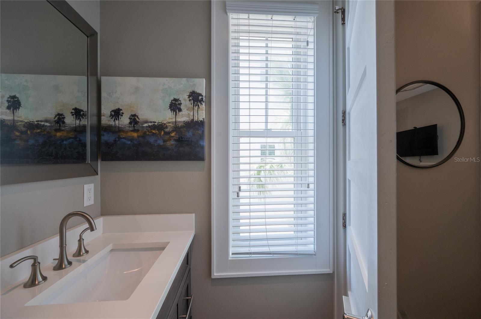 A4676238 Property Photo