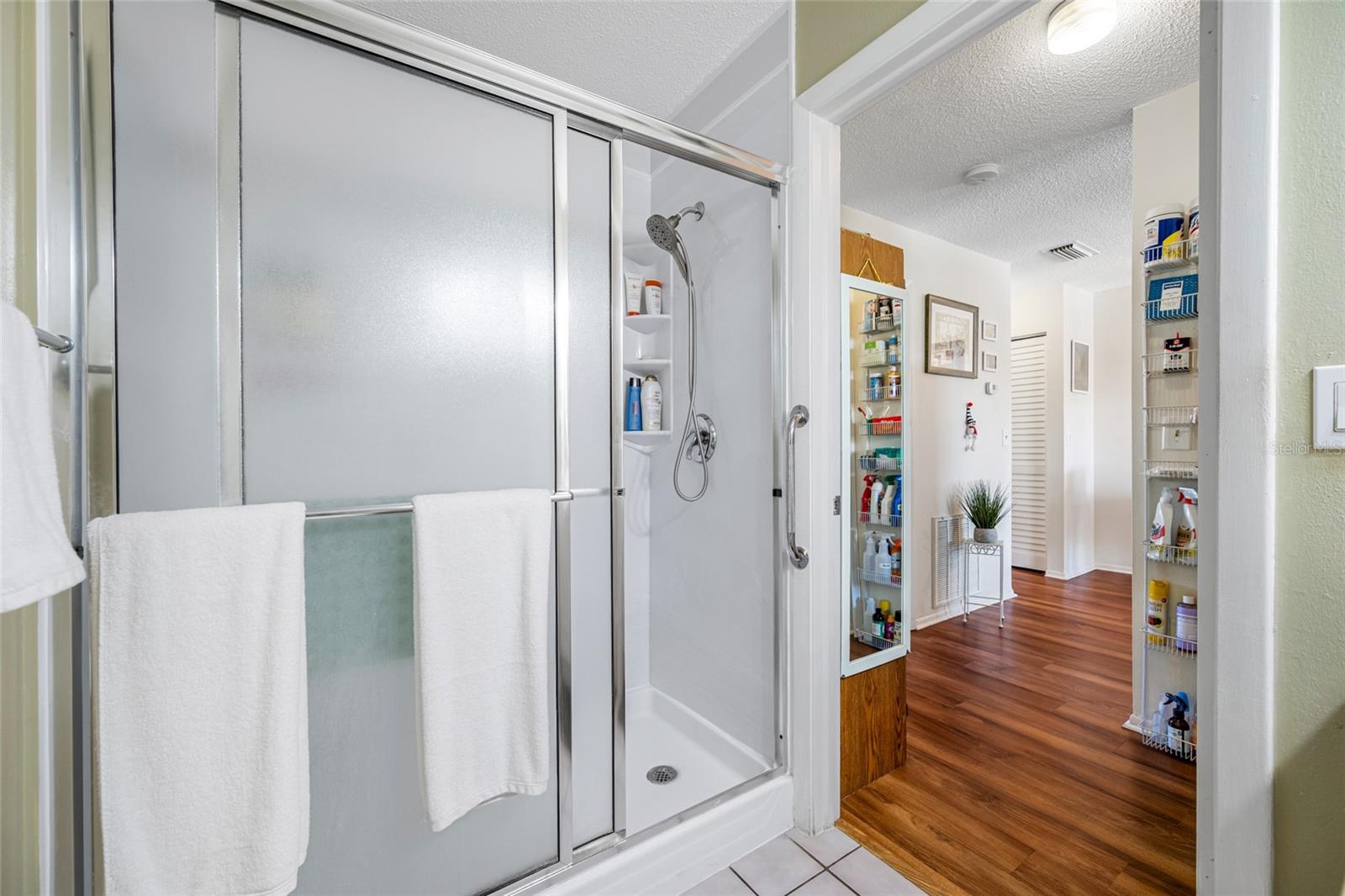 TB8459039 Property Photo