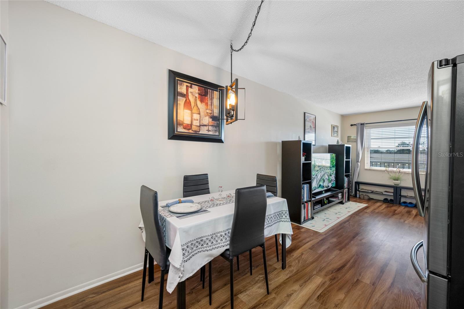 TB8459039 Property Photo