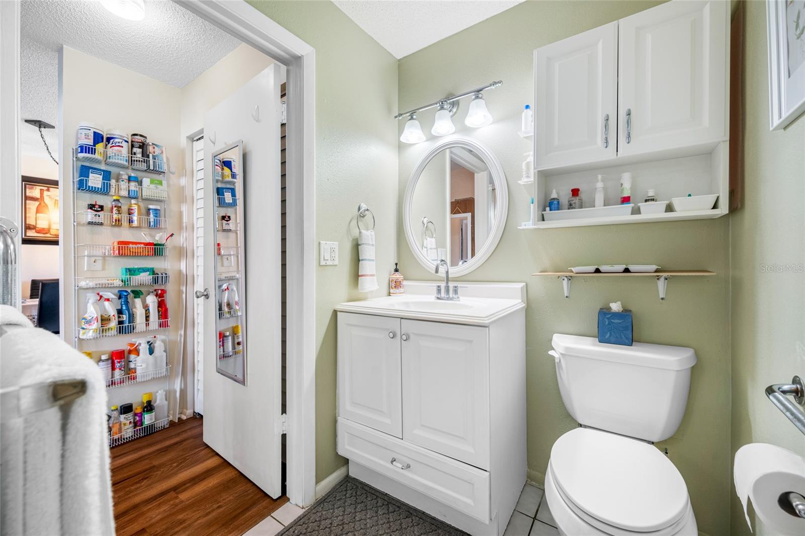 TB8459039 Property Photo