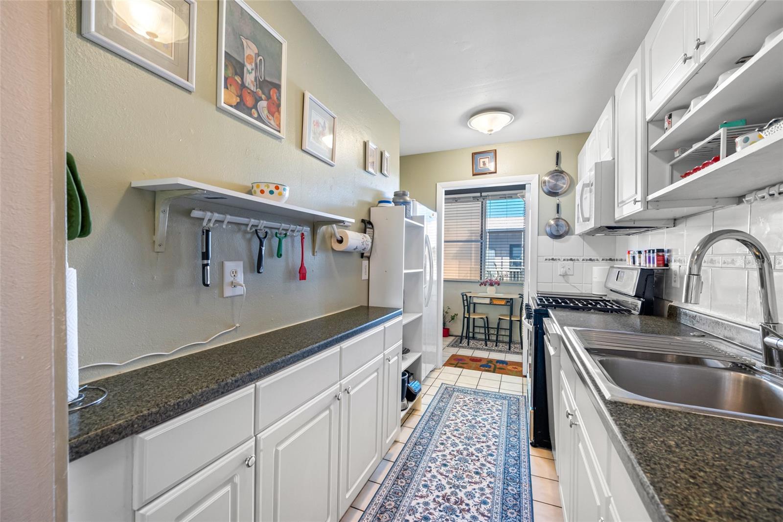 TB8459039 Property Photo