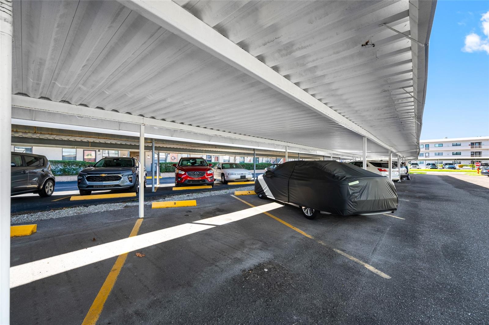 TB8459039 Property Photo