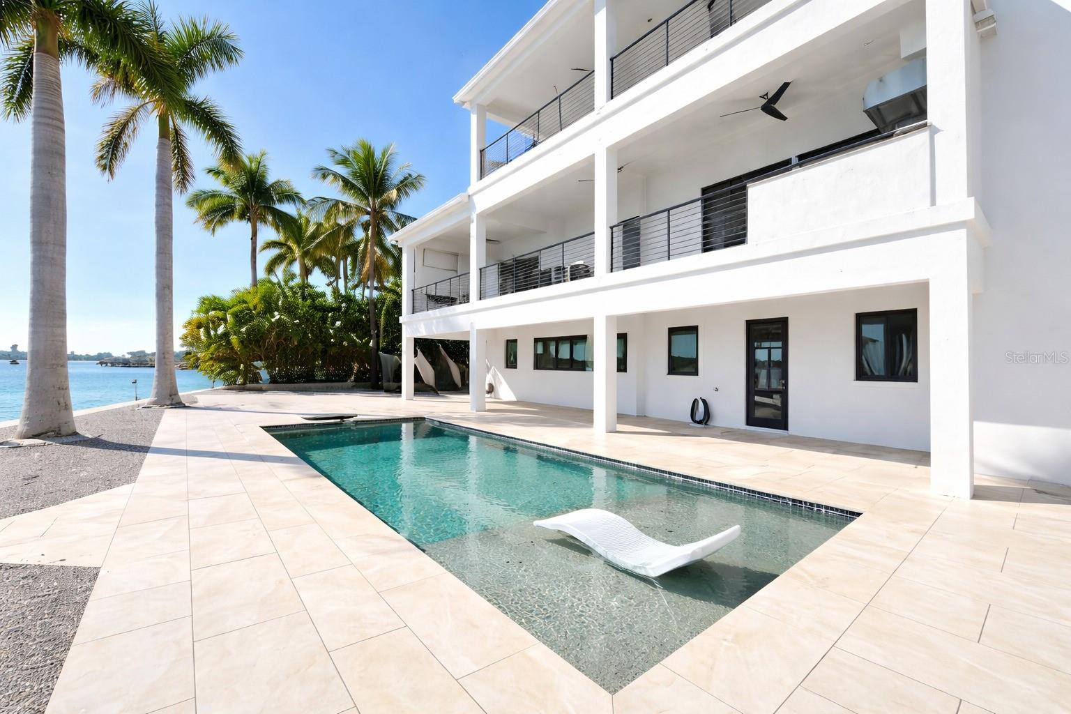 O6369589 Property Photo