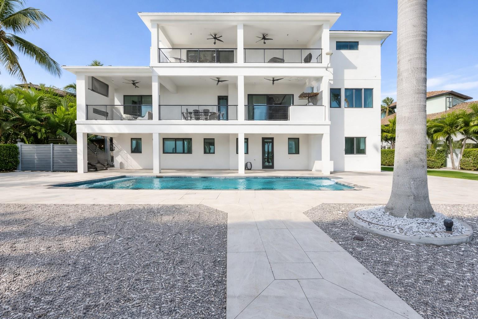 O6369589 Property Photo