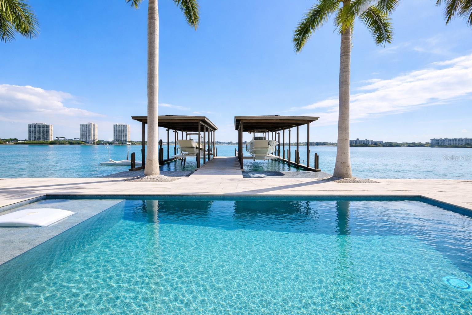 O6369589 Property Photo