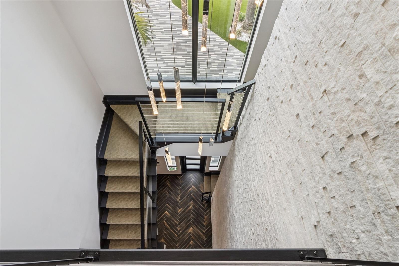 O6369589 Property Photo