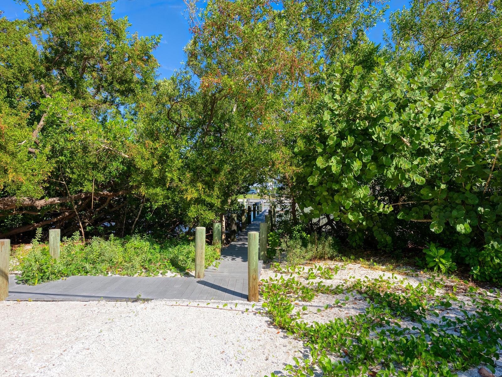 A4676249 Property Photo