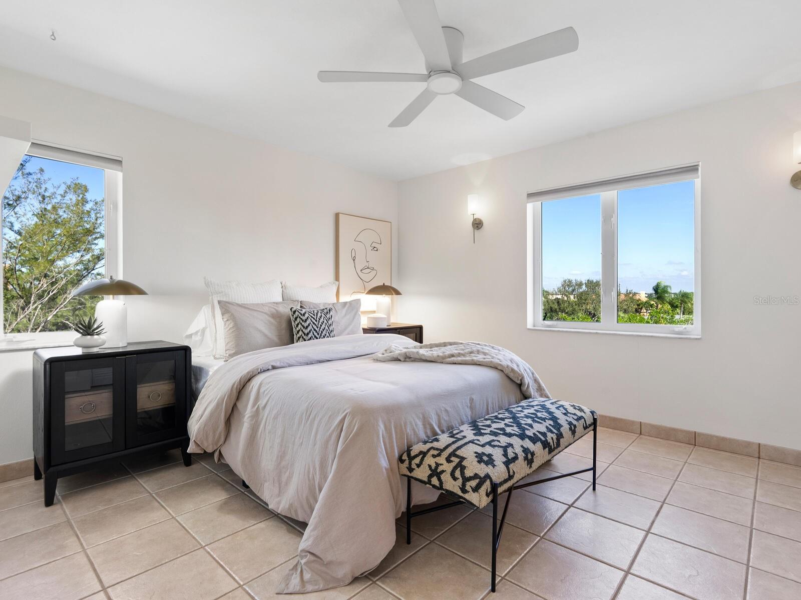 A4676249 Property Photo