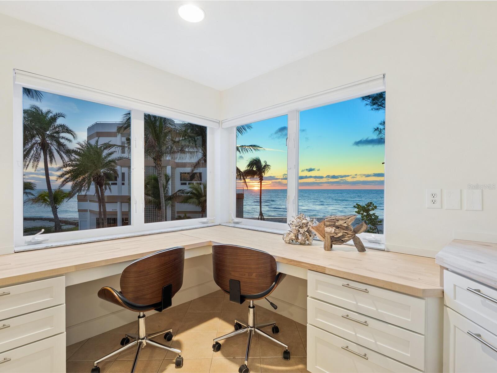 A4676249 Property Photo