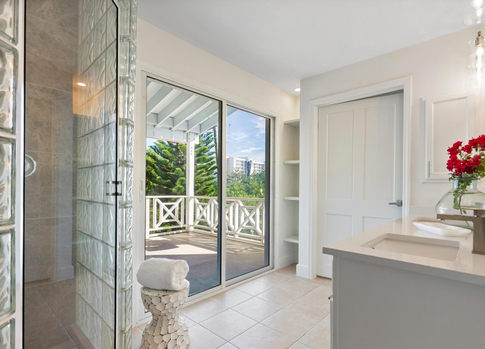 A4676249 Property Photo