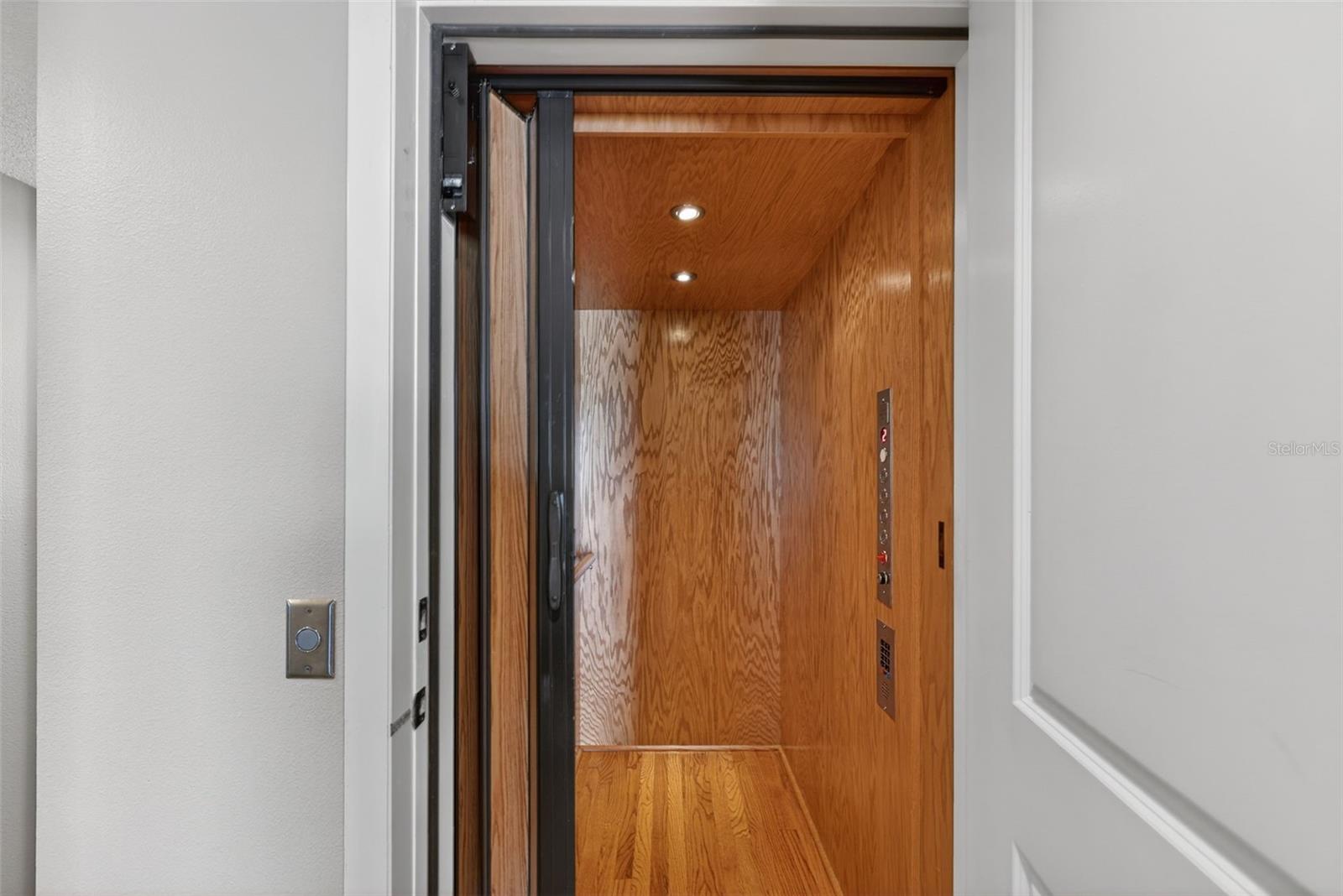 5840 BALAO WAY S, ST PETE BEACH, FL, 33706