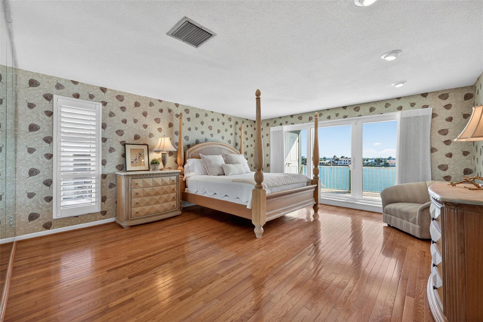 5840 BALAO WAY S, ST PETE BEACH, FL, 33706