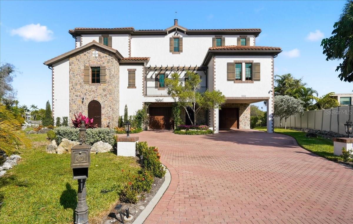 A4676265 Property Photo