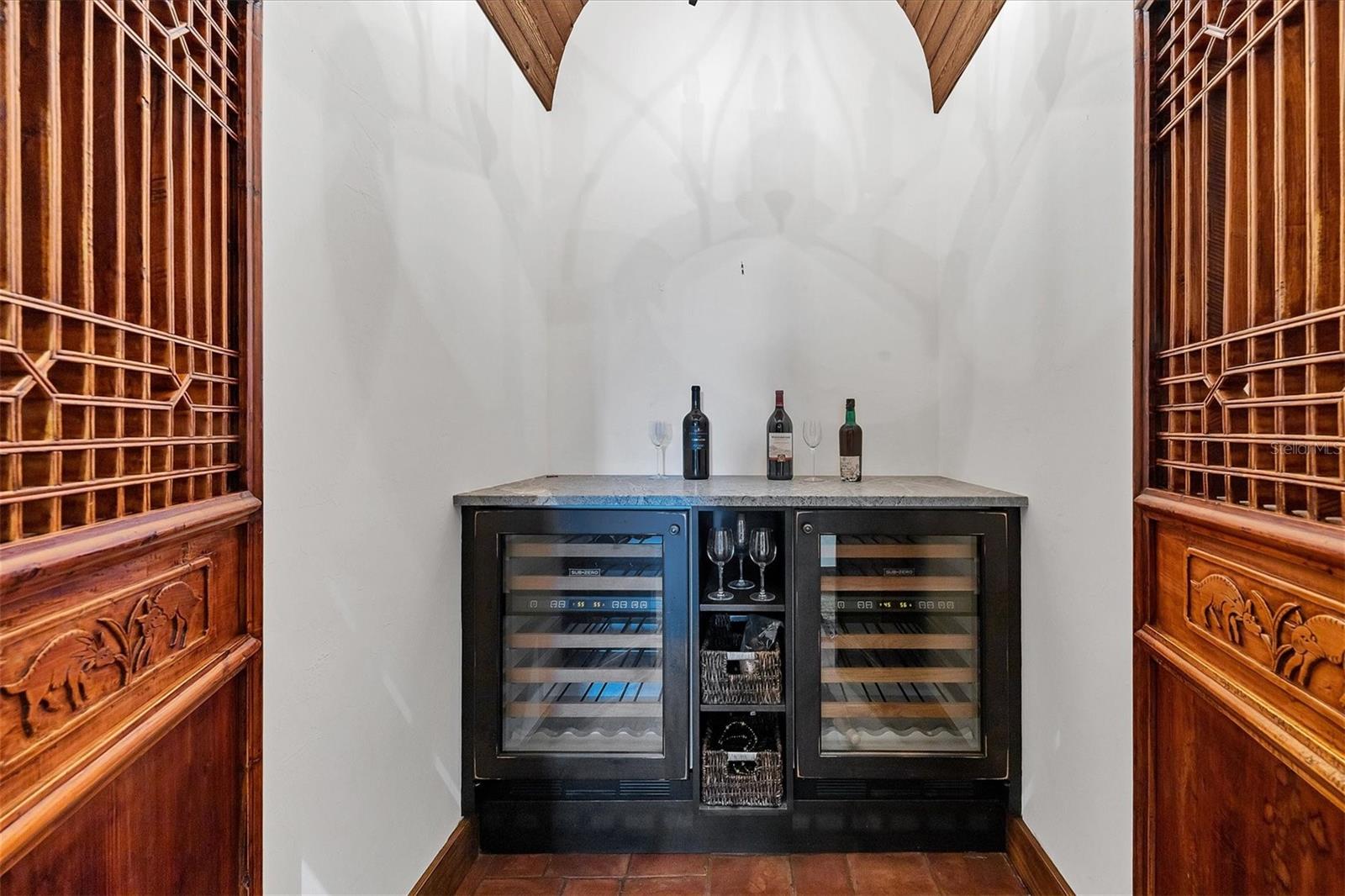 A4676265 Property Photo