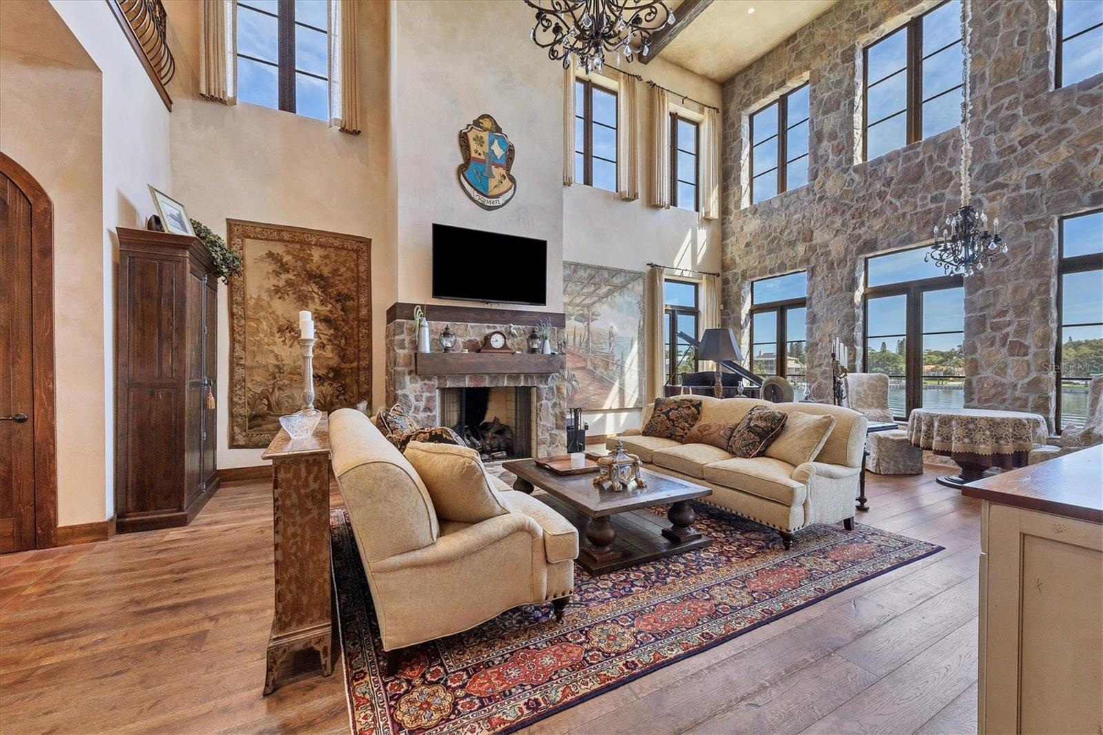 A4676265 Property Photo