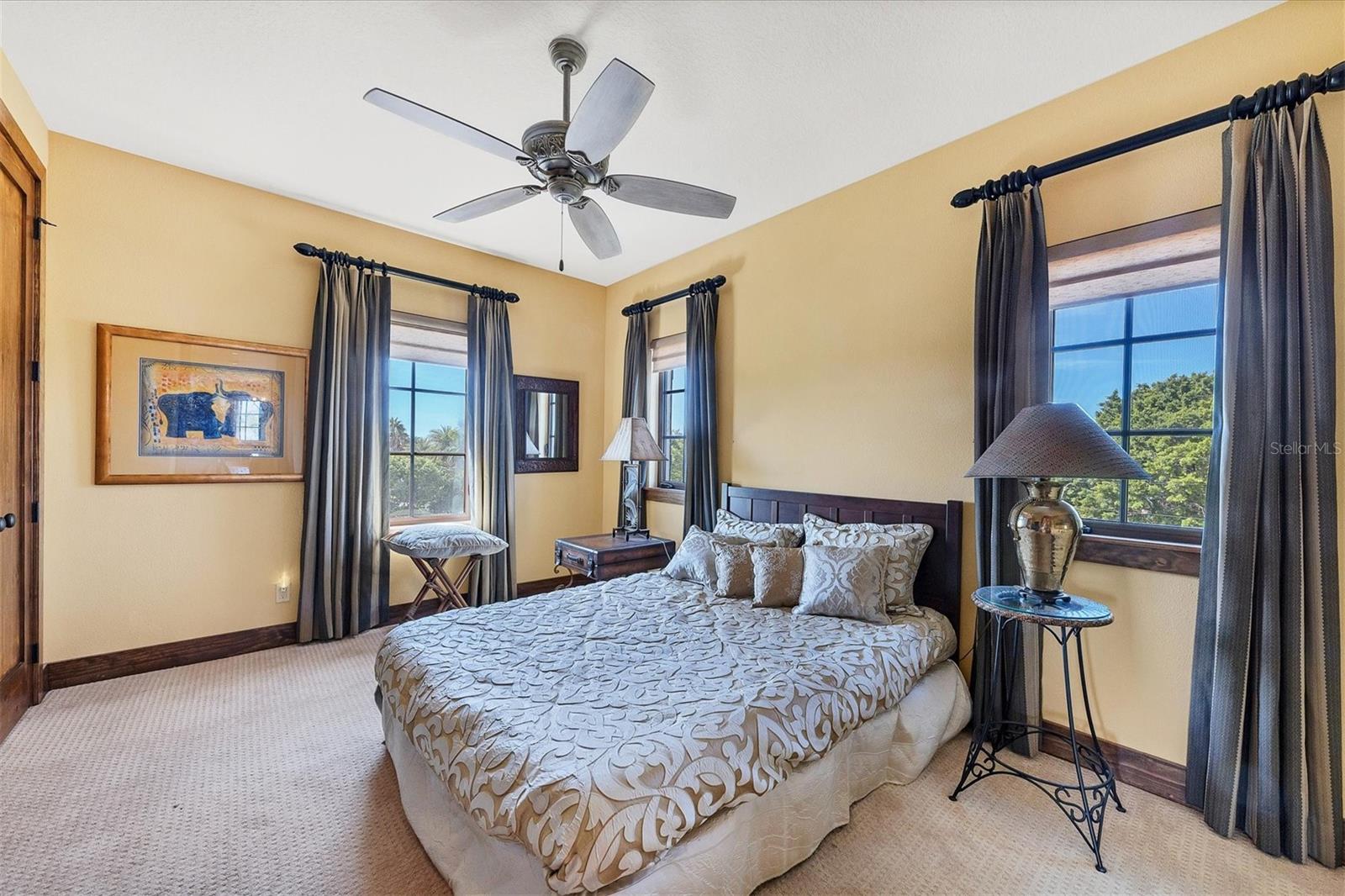 A4676265 Property Photo