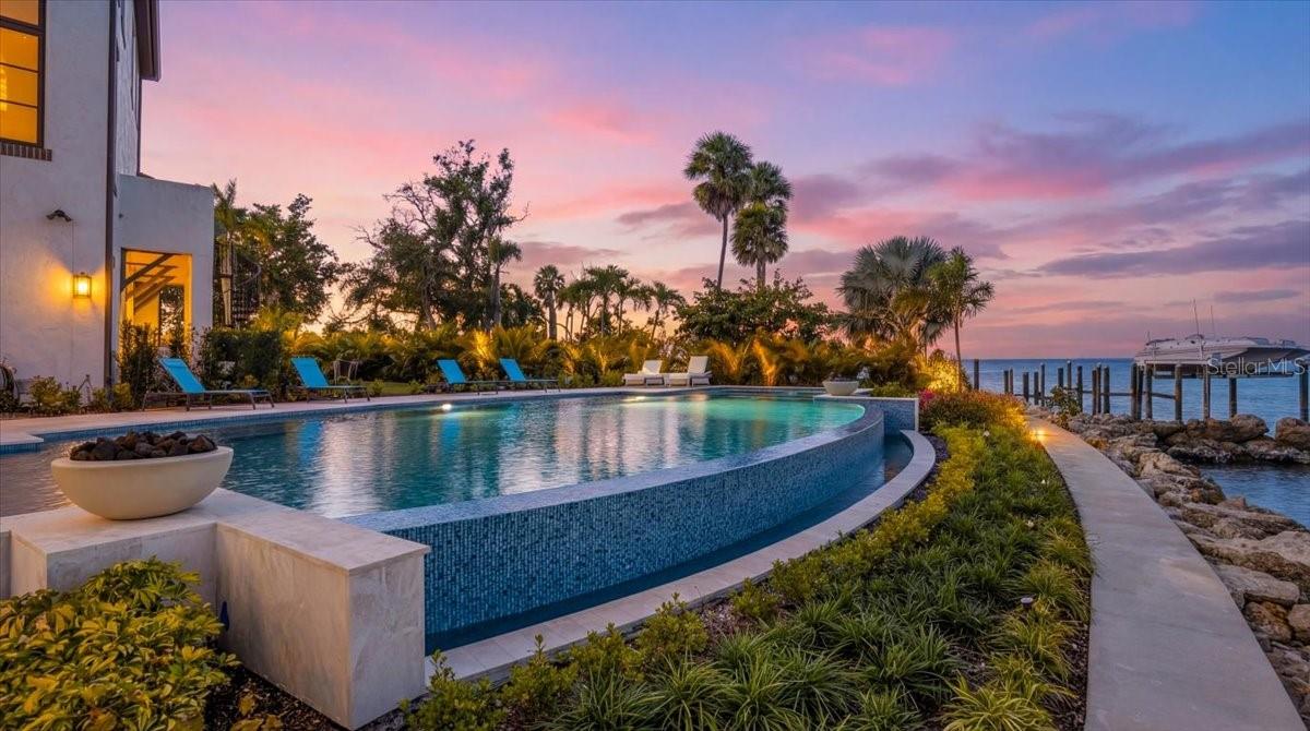 A4676265 Property Photo