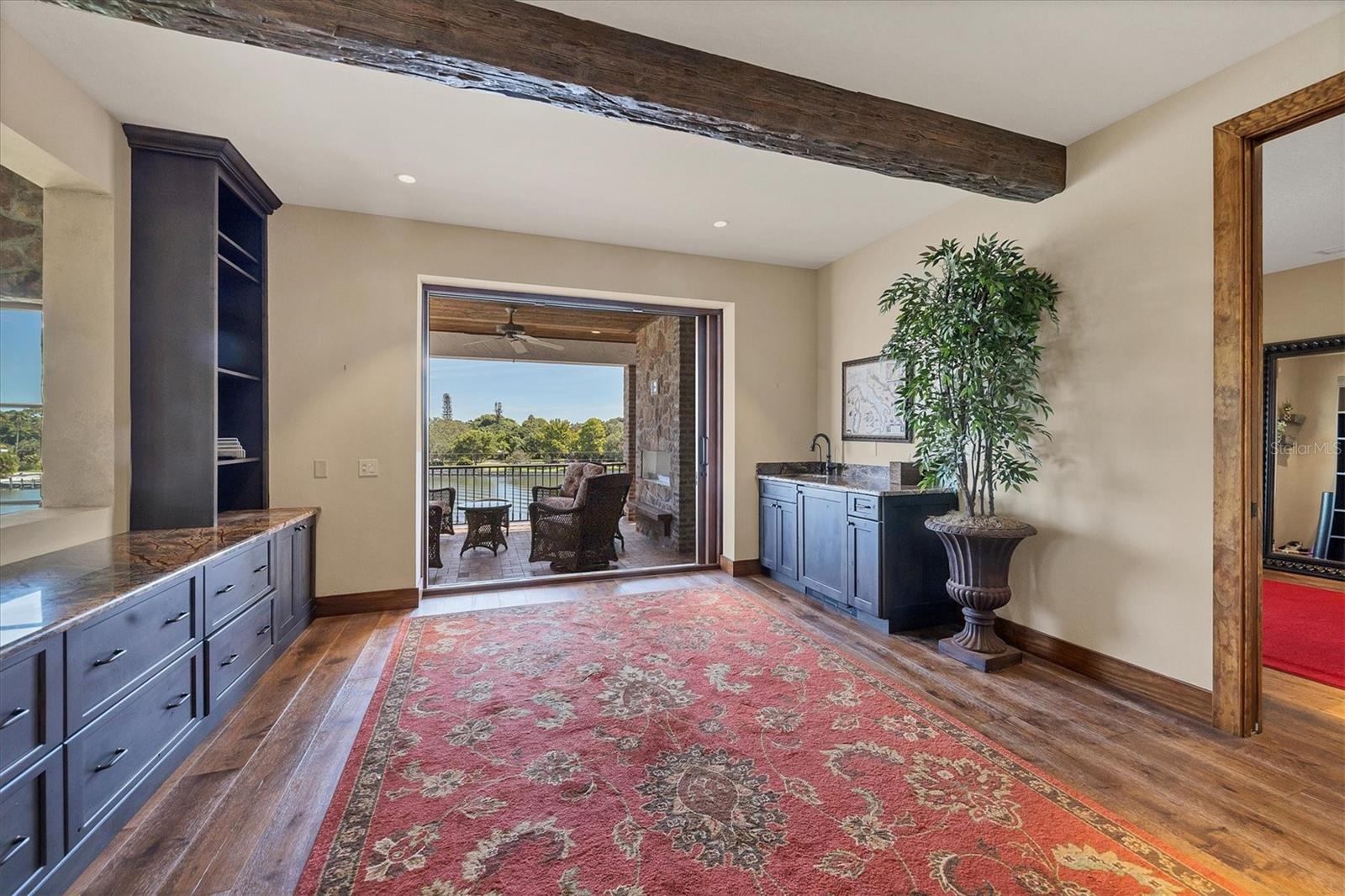 A4676265 Property Photo