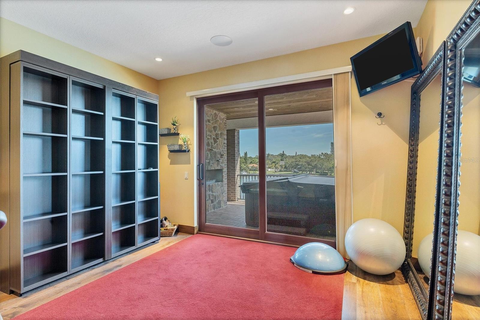 A4676265 Property Photo