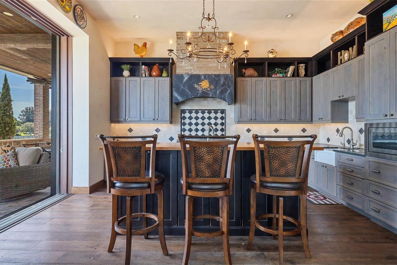 A4676265 Property Photo