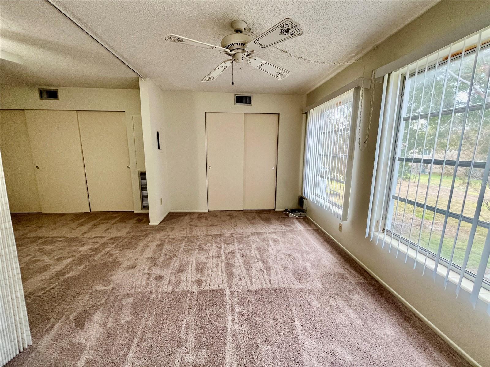 TB8459106 Property Photo