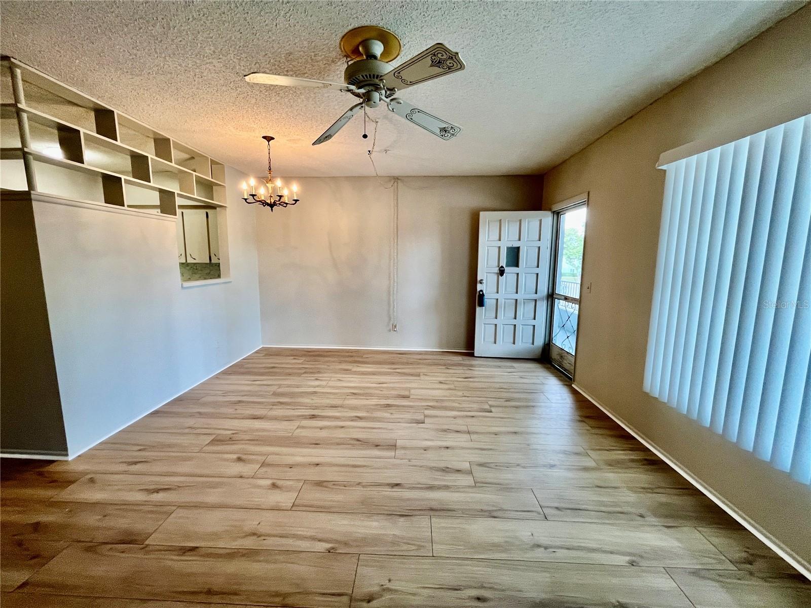 TB8459106 Property Photo