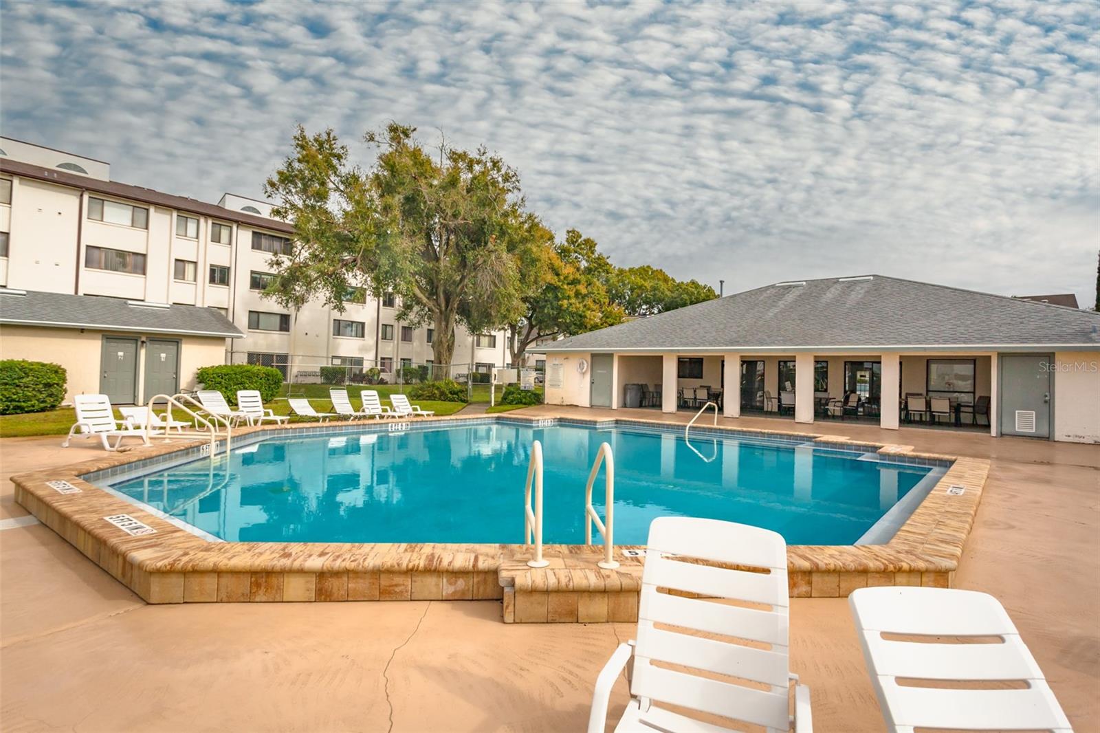 L4958104 Property Photo