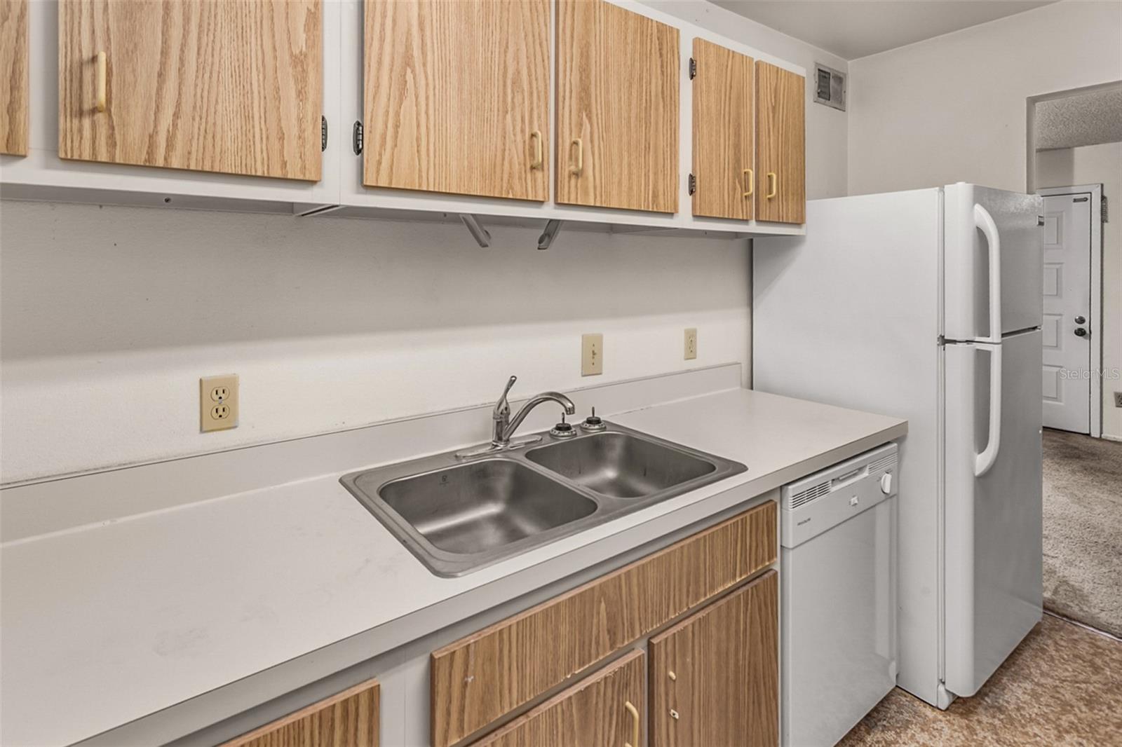 L4958104 Property Photo