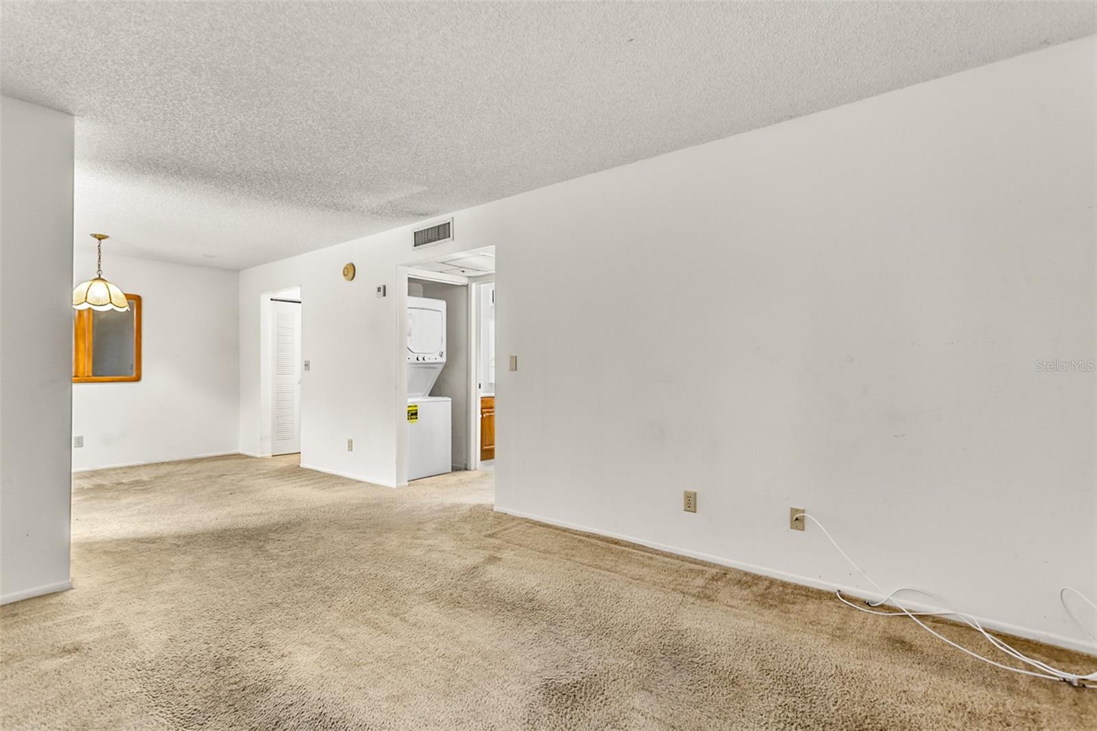 L4958104 Property Photo