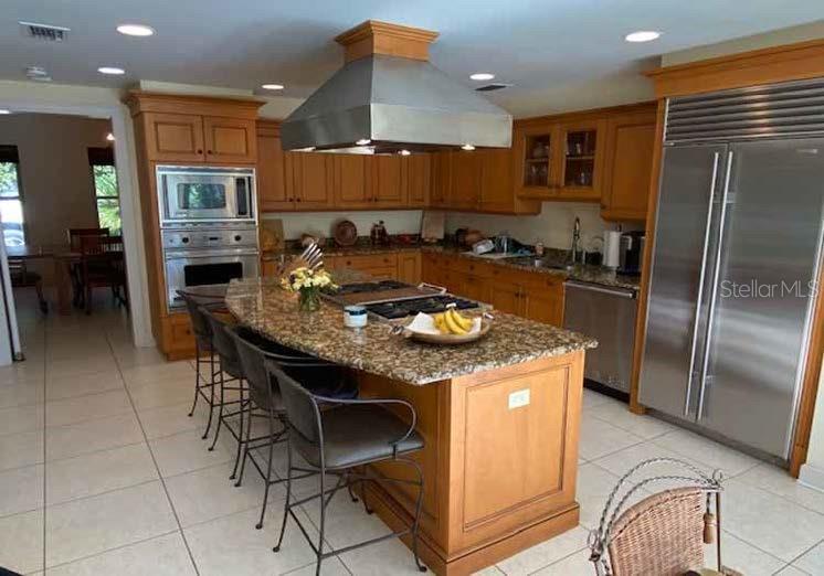 OM715626 Property Photo