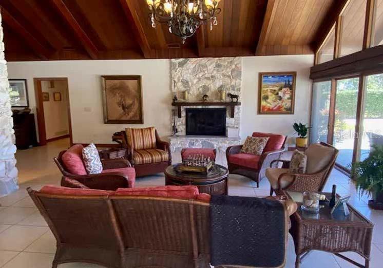 OM715626 Property Photo