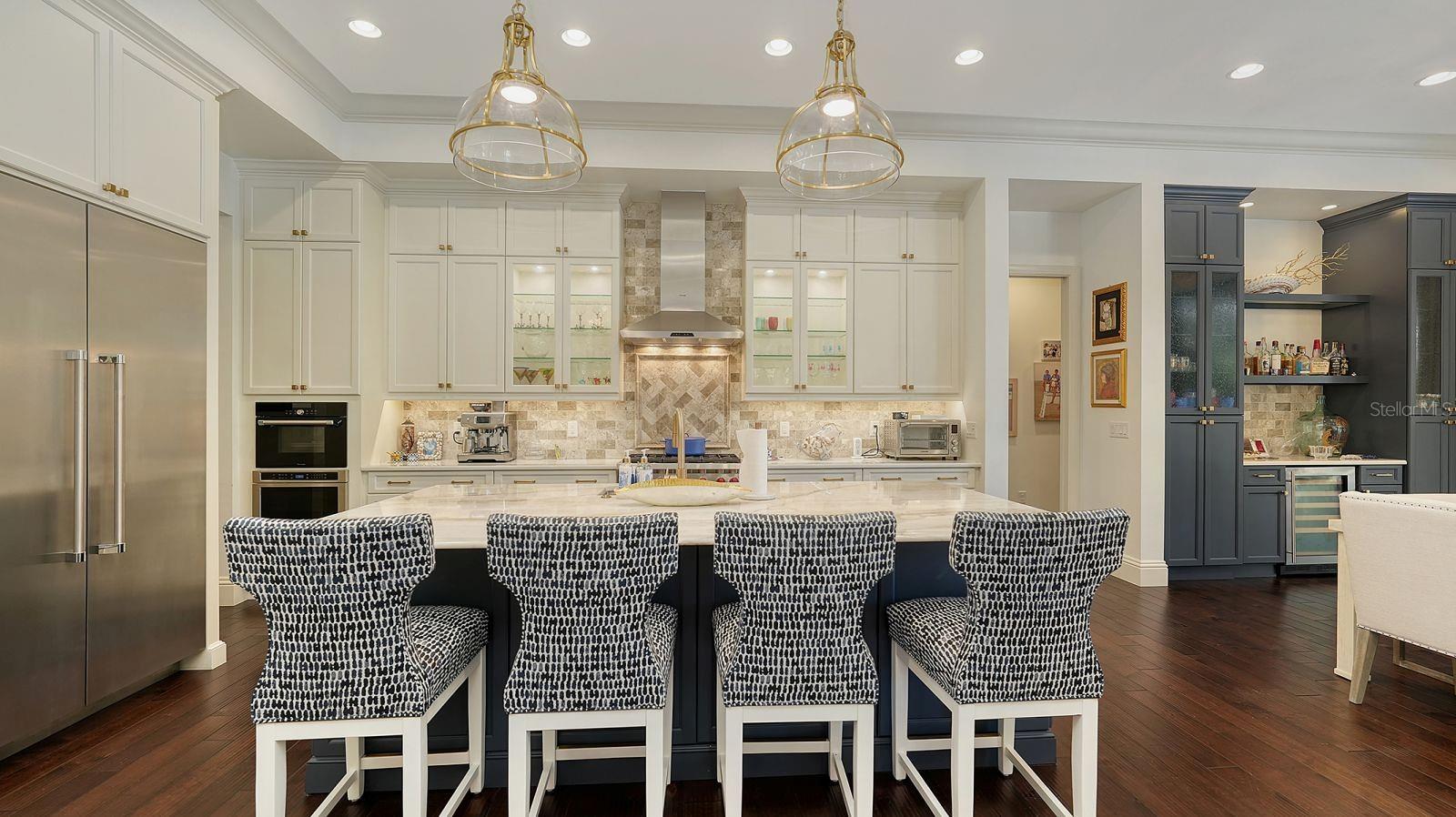 A4676310 Property Photo