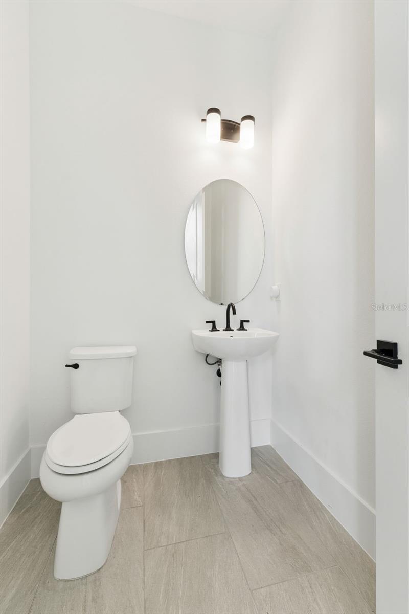 O6369717 Property Photo