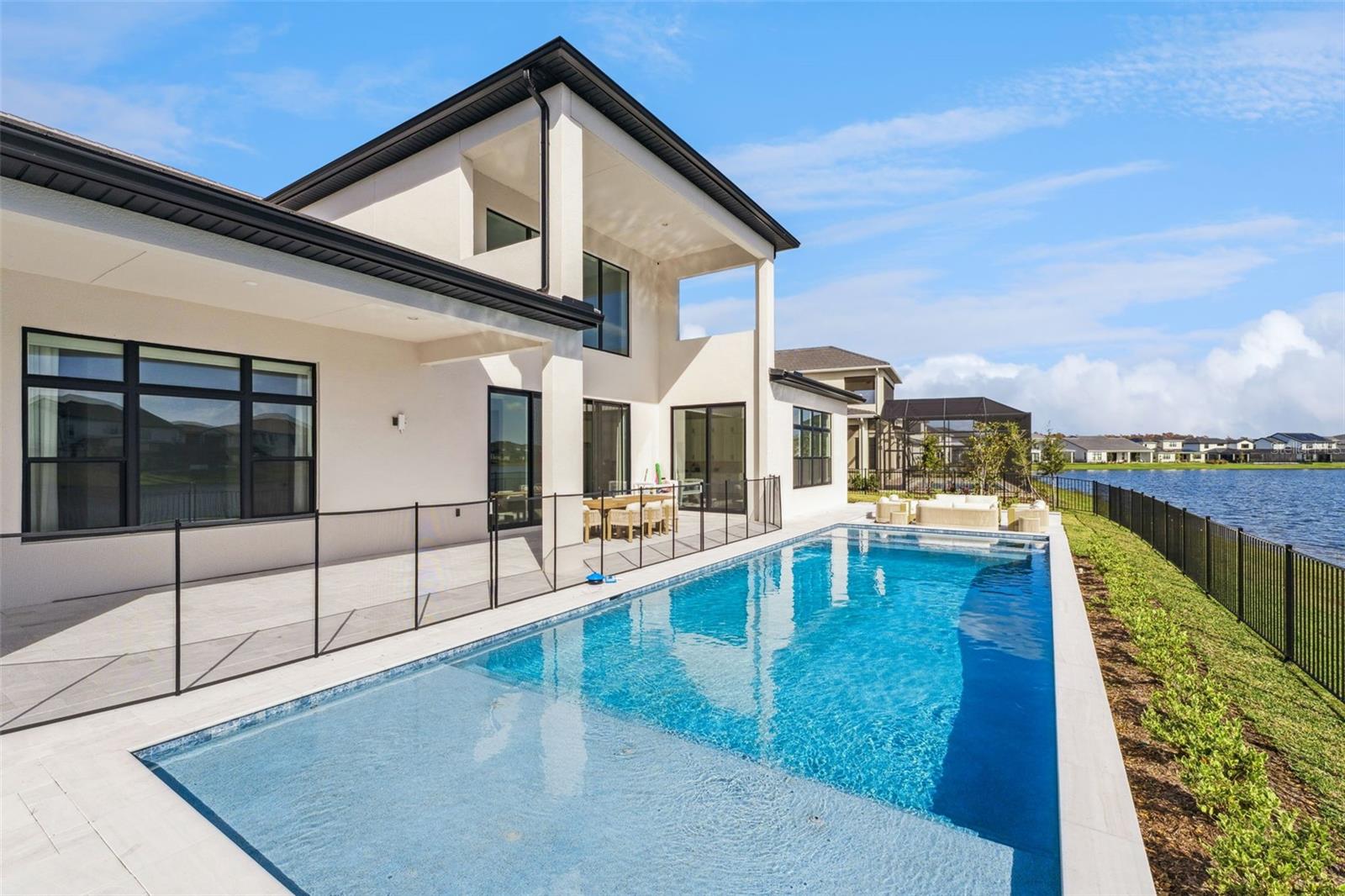 O6369717 Property Photo