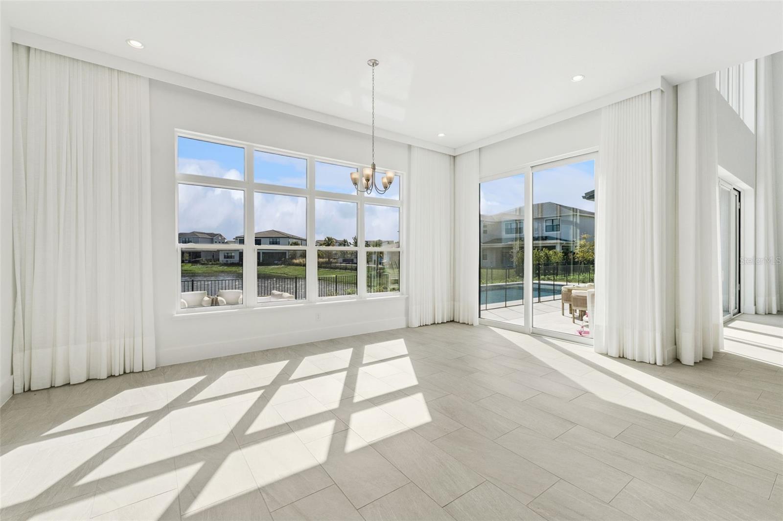 O6369717 Property Photo