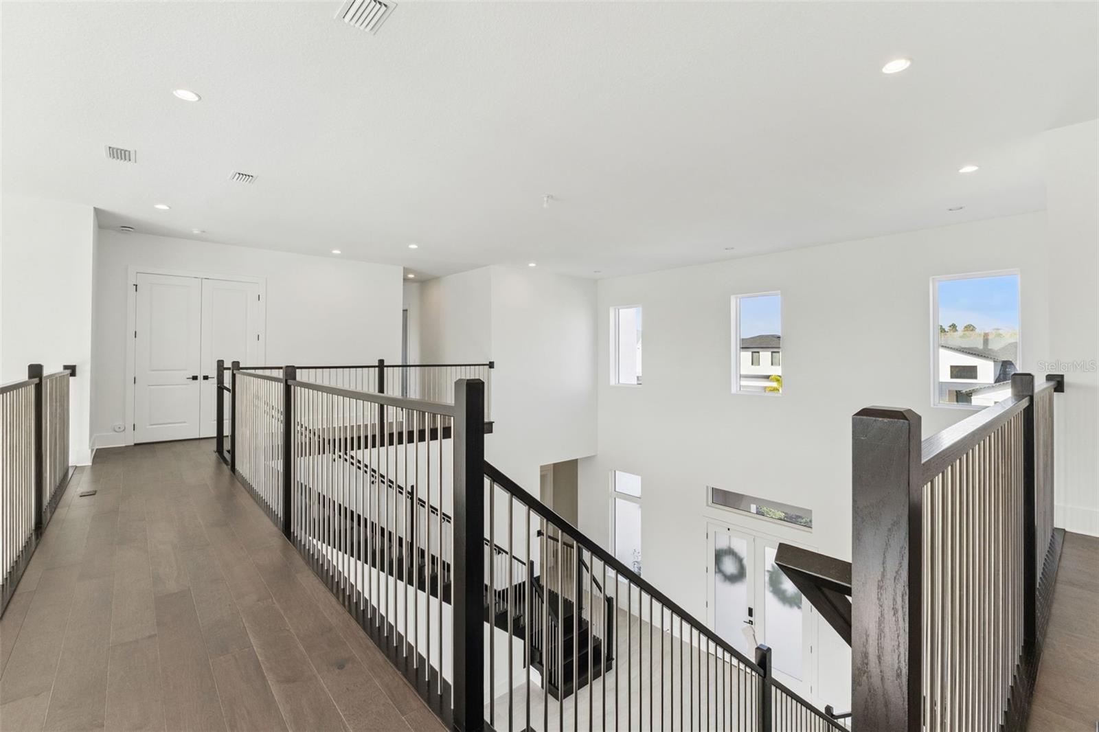 O6369717 Property Photo