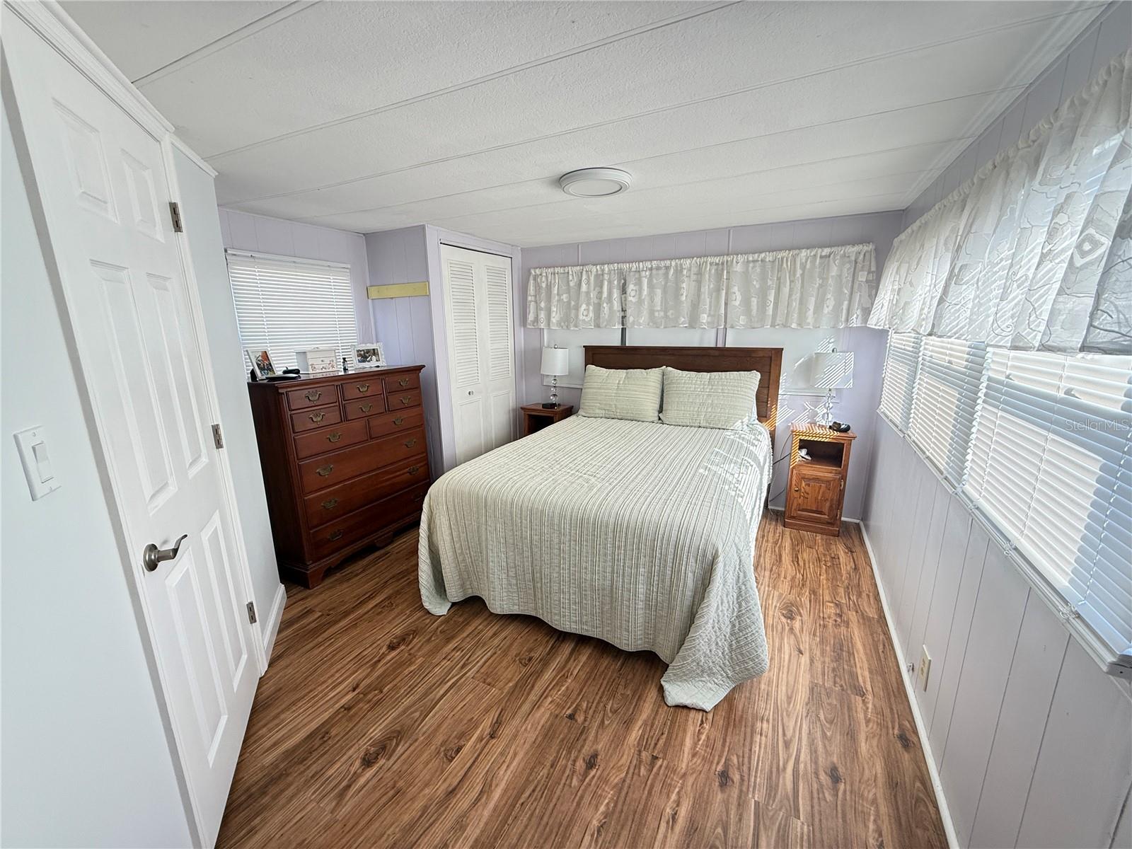 TB8459216 Property Photo