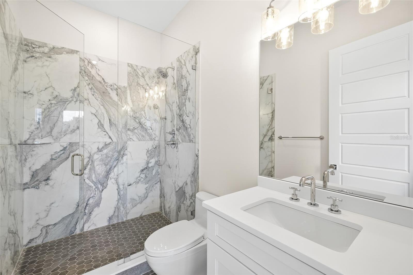 TB8459217 Property Photo