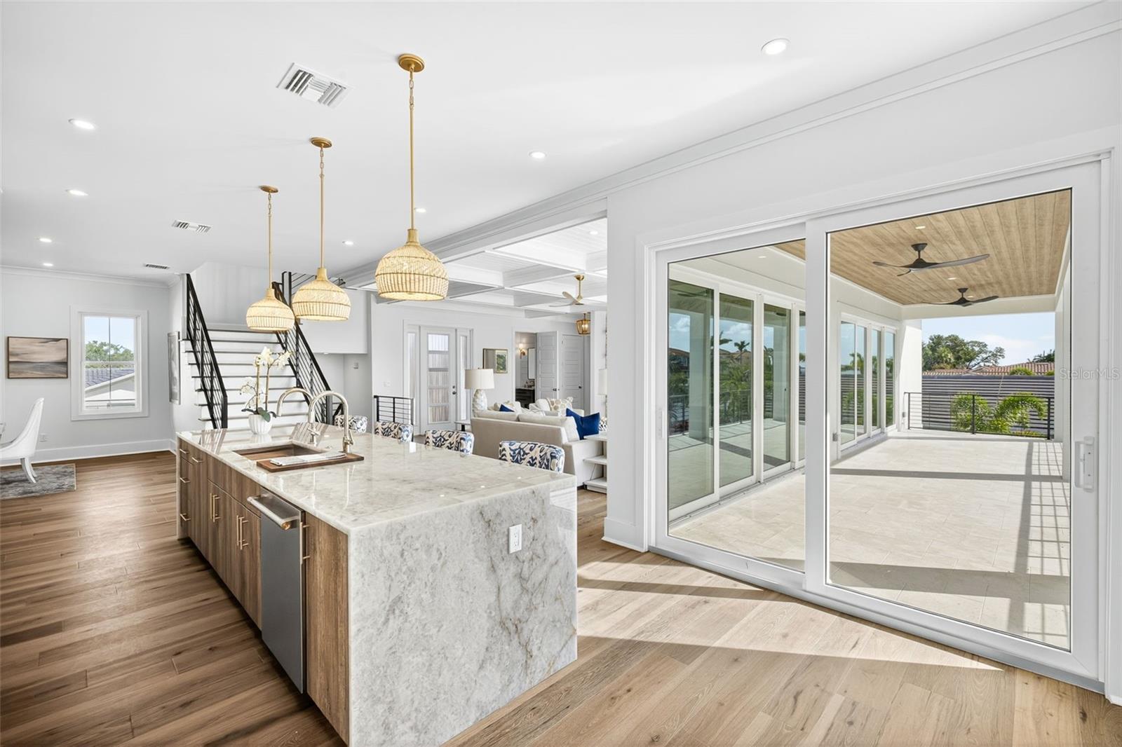 TB8459217 Property Photo